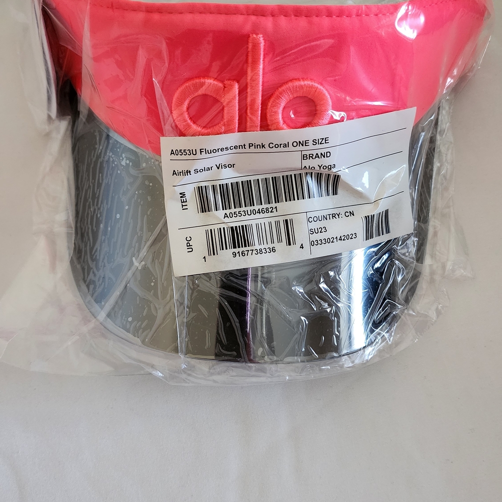 ALO Yoga Flourescent Pink Coral Airlift Solar Visor